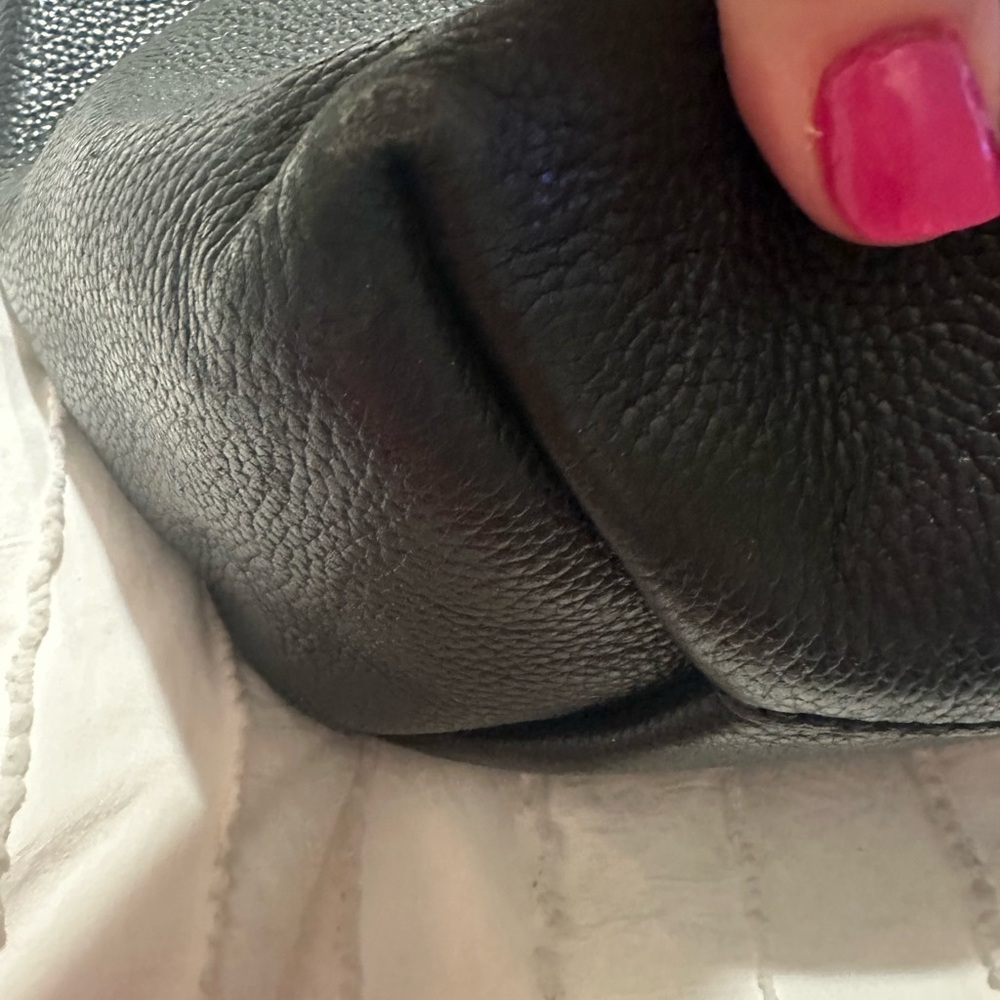 Tory Burch Black Shoulder Bag - Picture 6 of 7